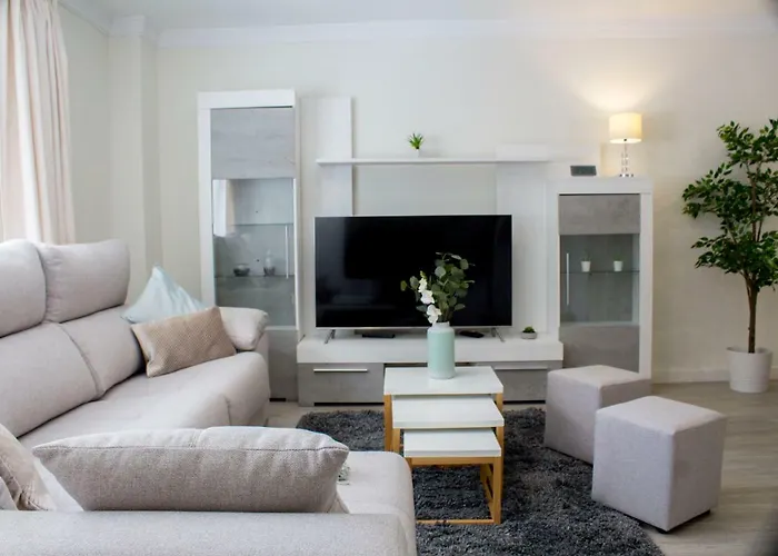 La Carihuela - Torremolinos Alquiler De Casa Vacacional Malaga